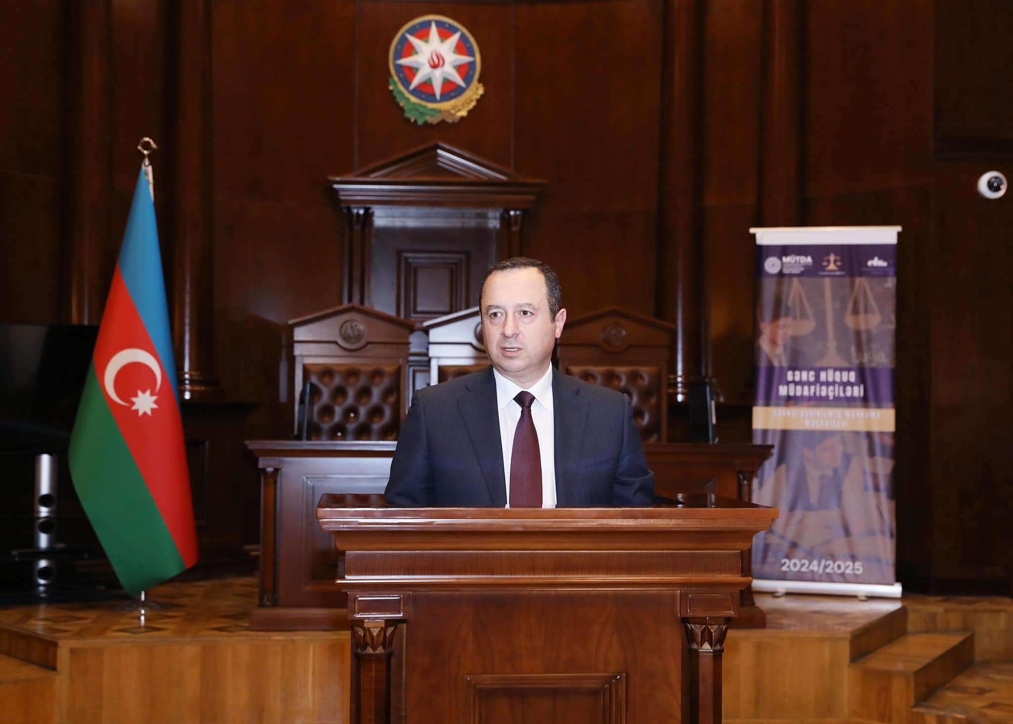 “Gənc Hüquq Müdafiəçiləri” layihəsinin qaliblərinin mükafatlandırma mərasimi
