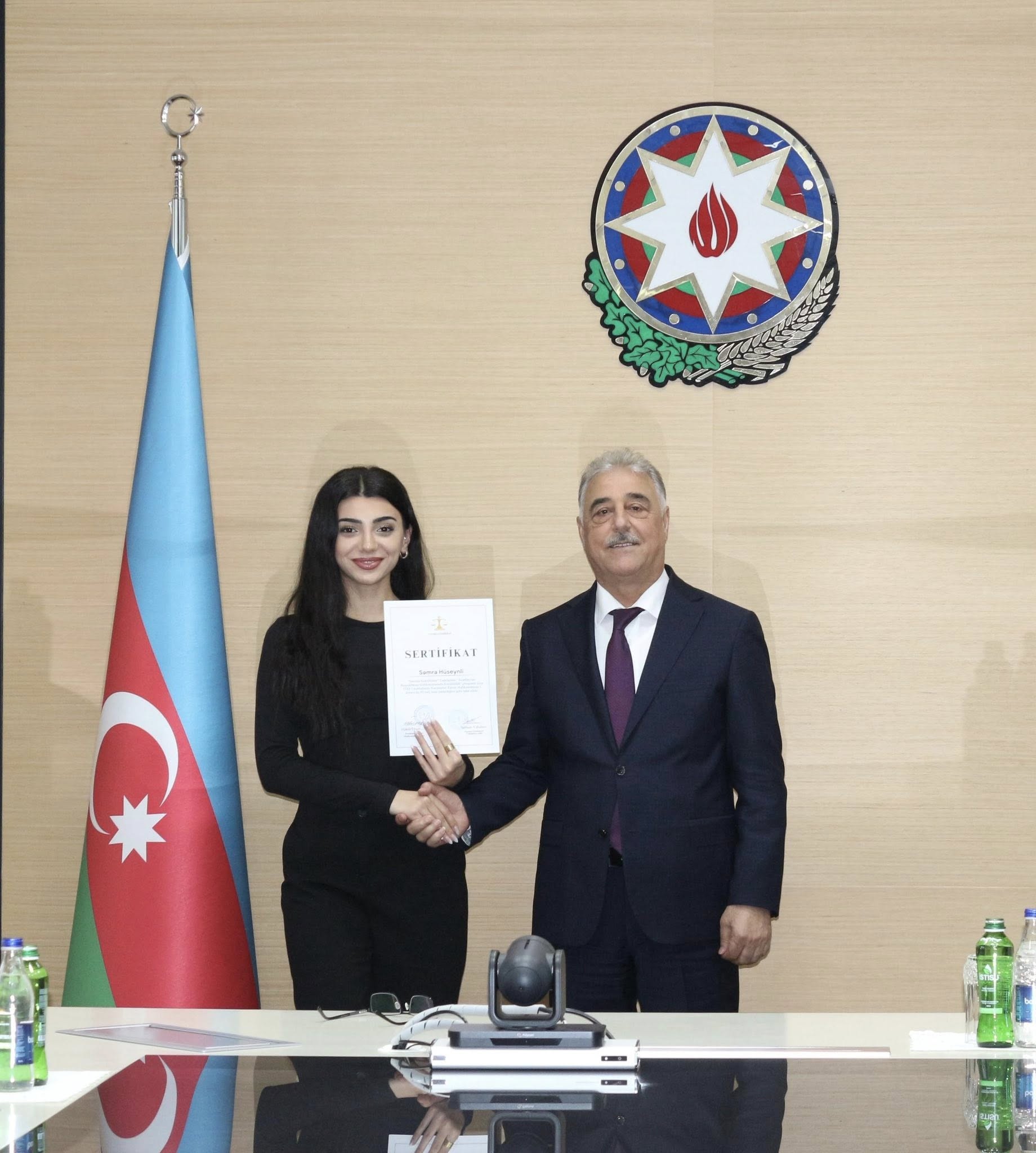 Xətai Rayon Məhkəməsində könüllülərin sertifikasiyası