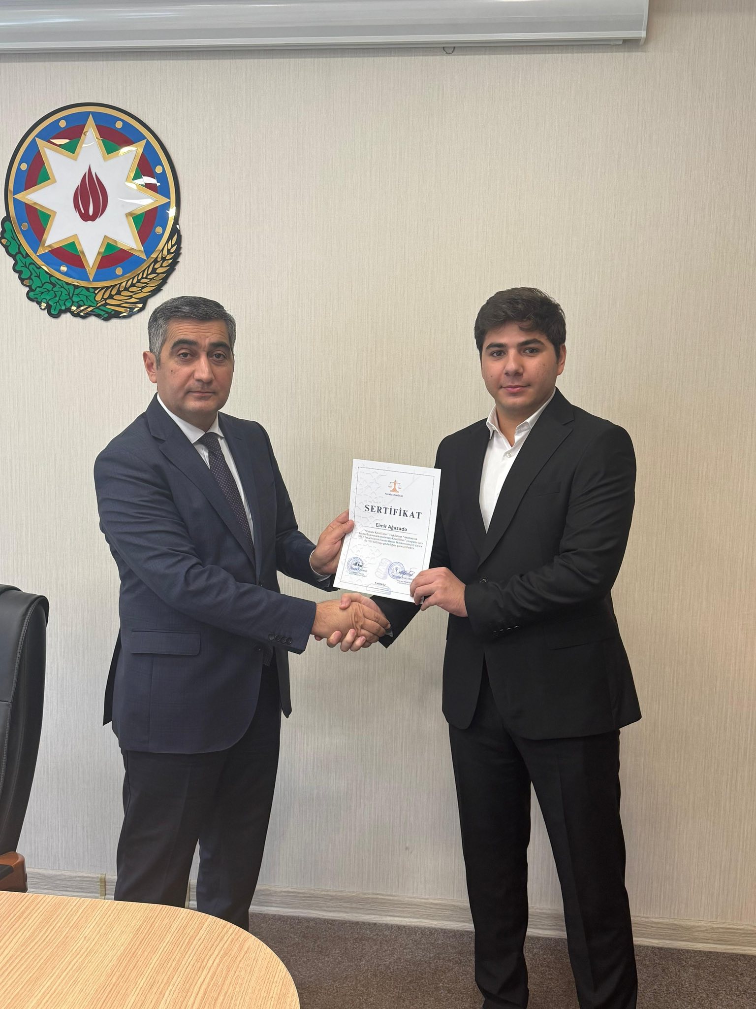 Nizami Rayon Məhkəməsində könüllülərin sertifikasiyası