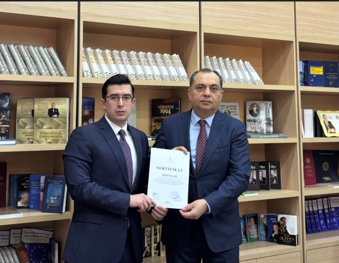 Nəsimi Rayon Məhkəməsində könüllülərin sertifikasiyası