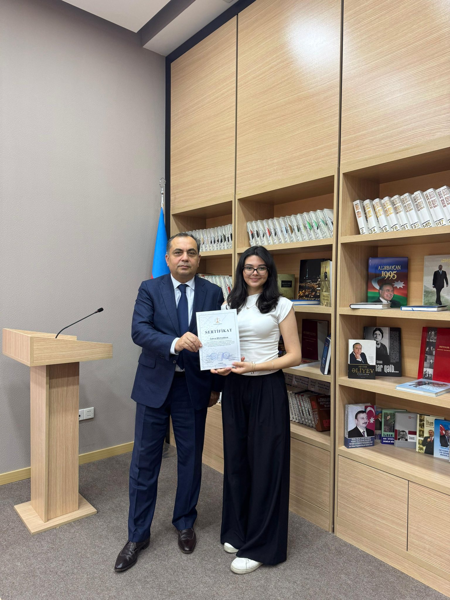 Nəsimi Rayon Məhkəməsində könüllülərin sertifikasiyası