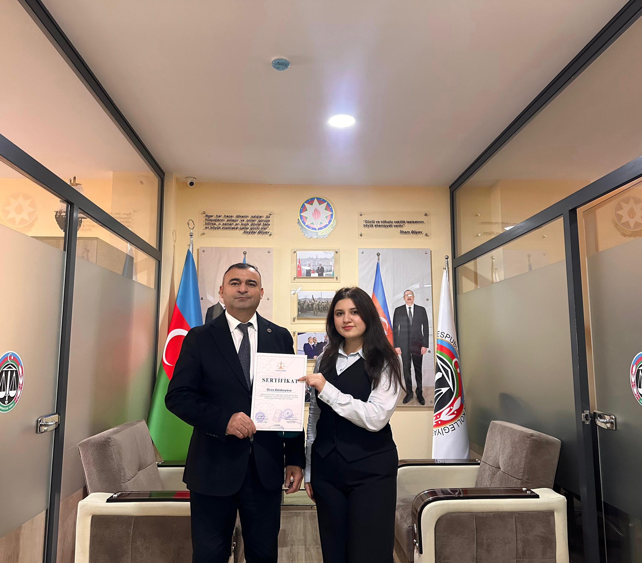“Universal”  Vəkil Bürosunda könüllülərin sertifikasiyası