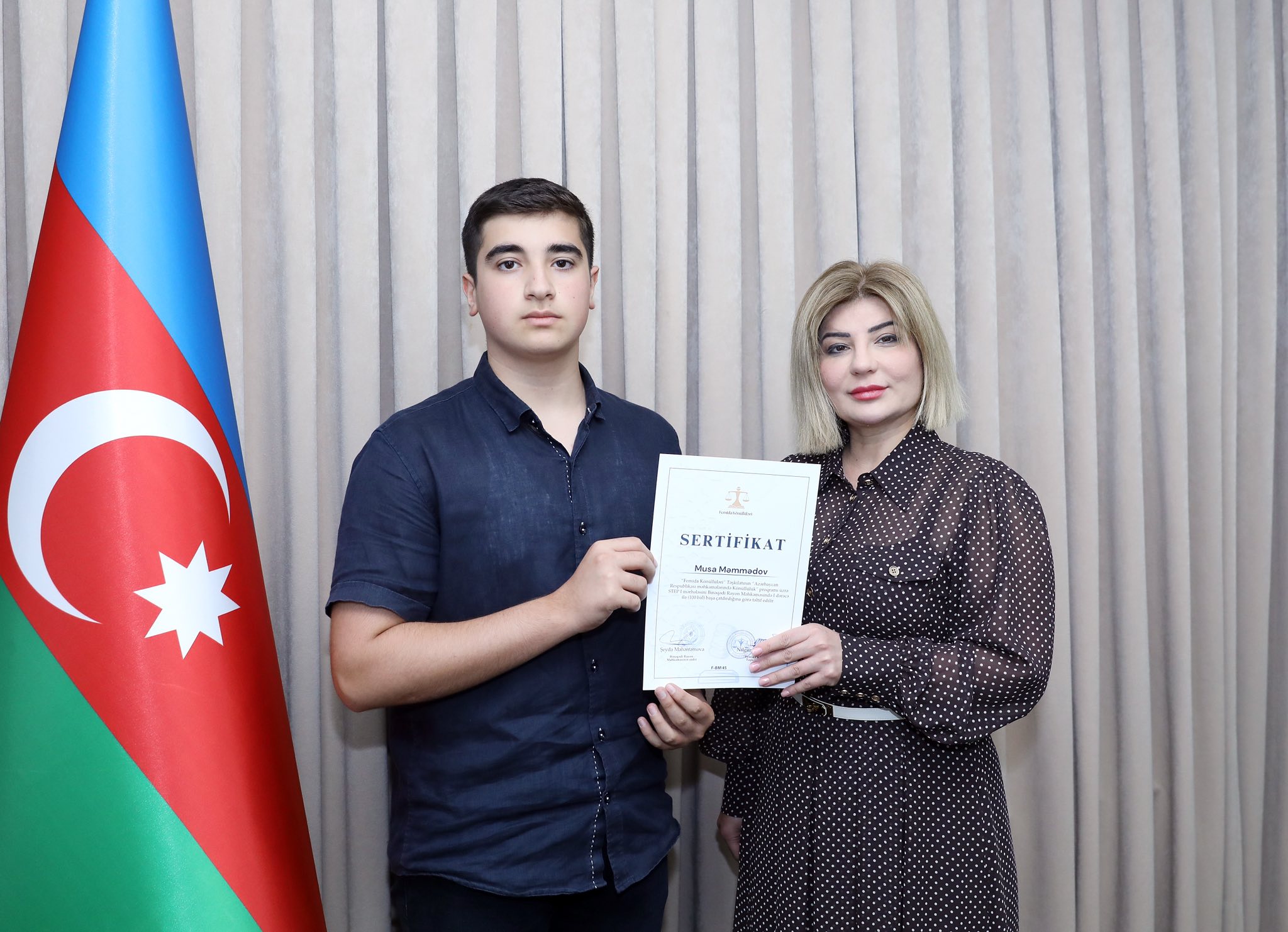 Binəqədi Rayon Məhkəməsində könüllülərin sertifikasiyası