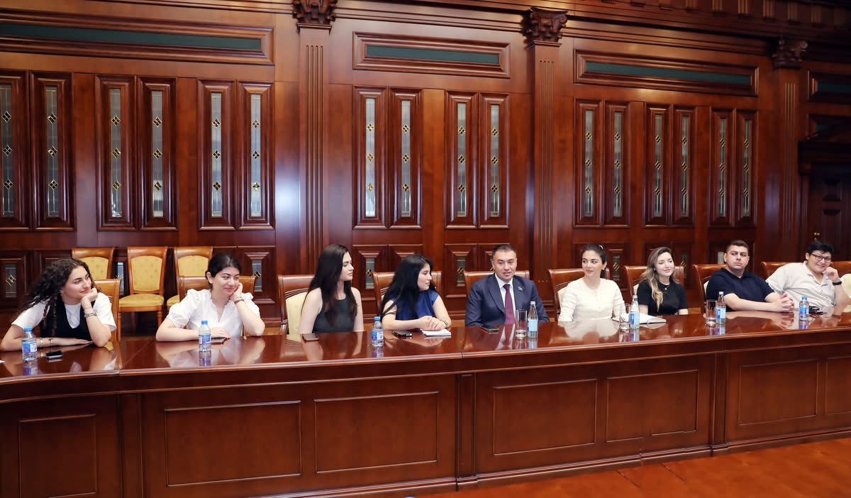 “Legal MeetUp”  layihəsi