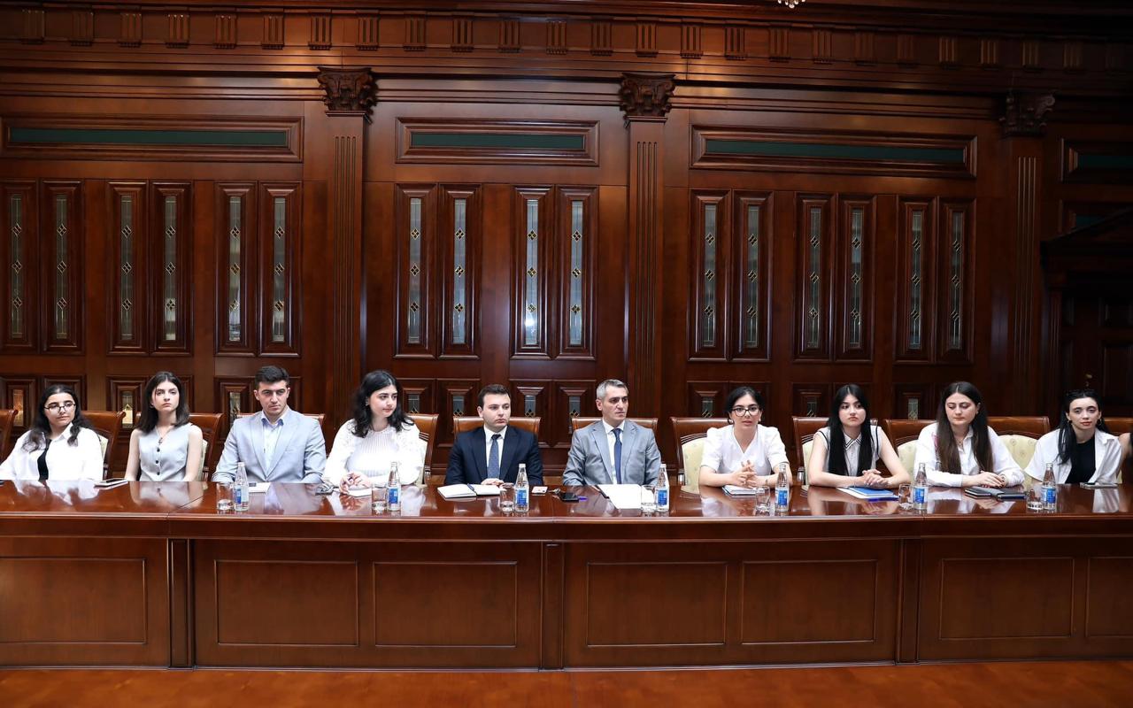 Daxili nəzarət və insan resursları şöbəsinin müdiri Mahir Məlikovla görüş