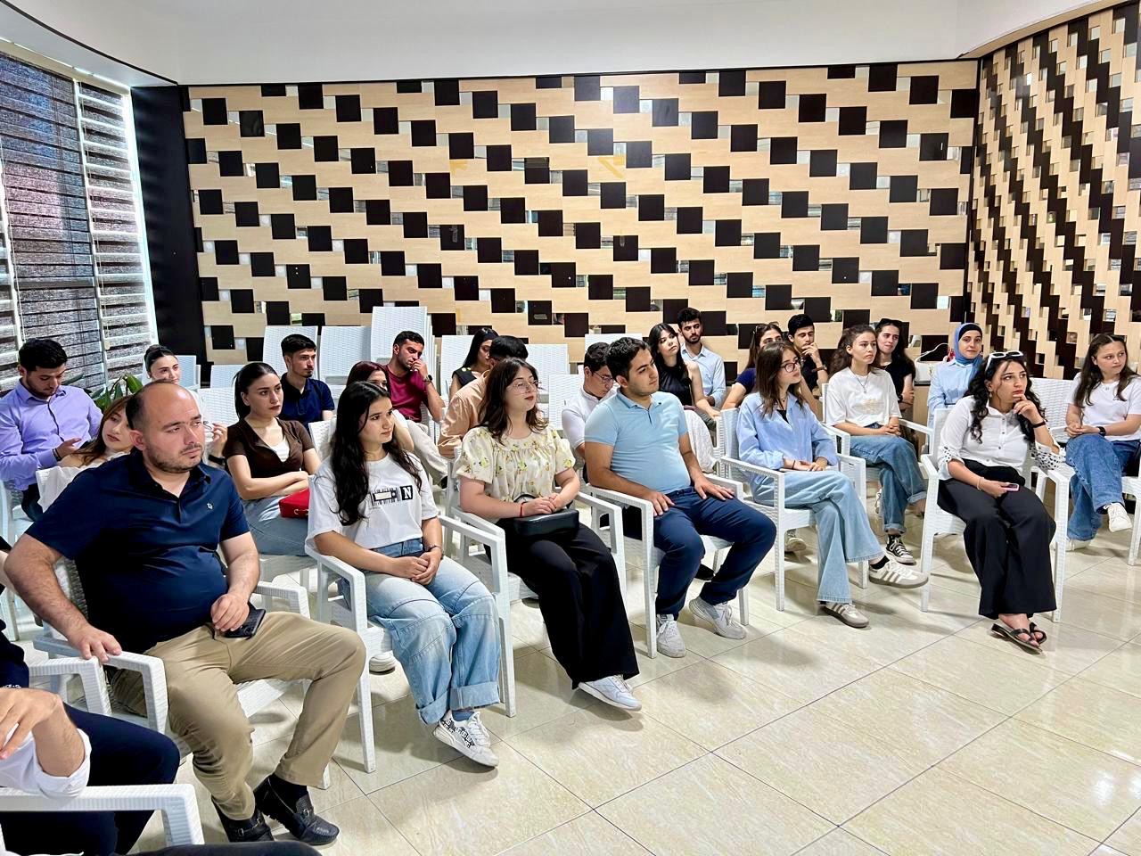 “Hüquqi biliklər həftəsi” çərçivəsində təlim