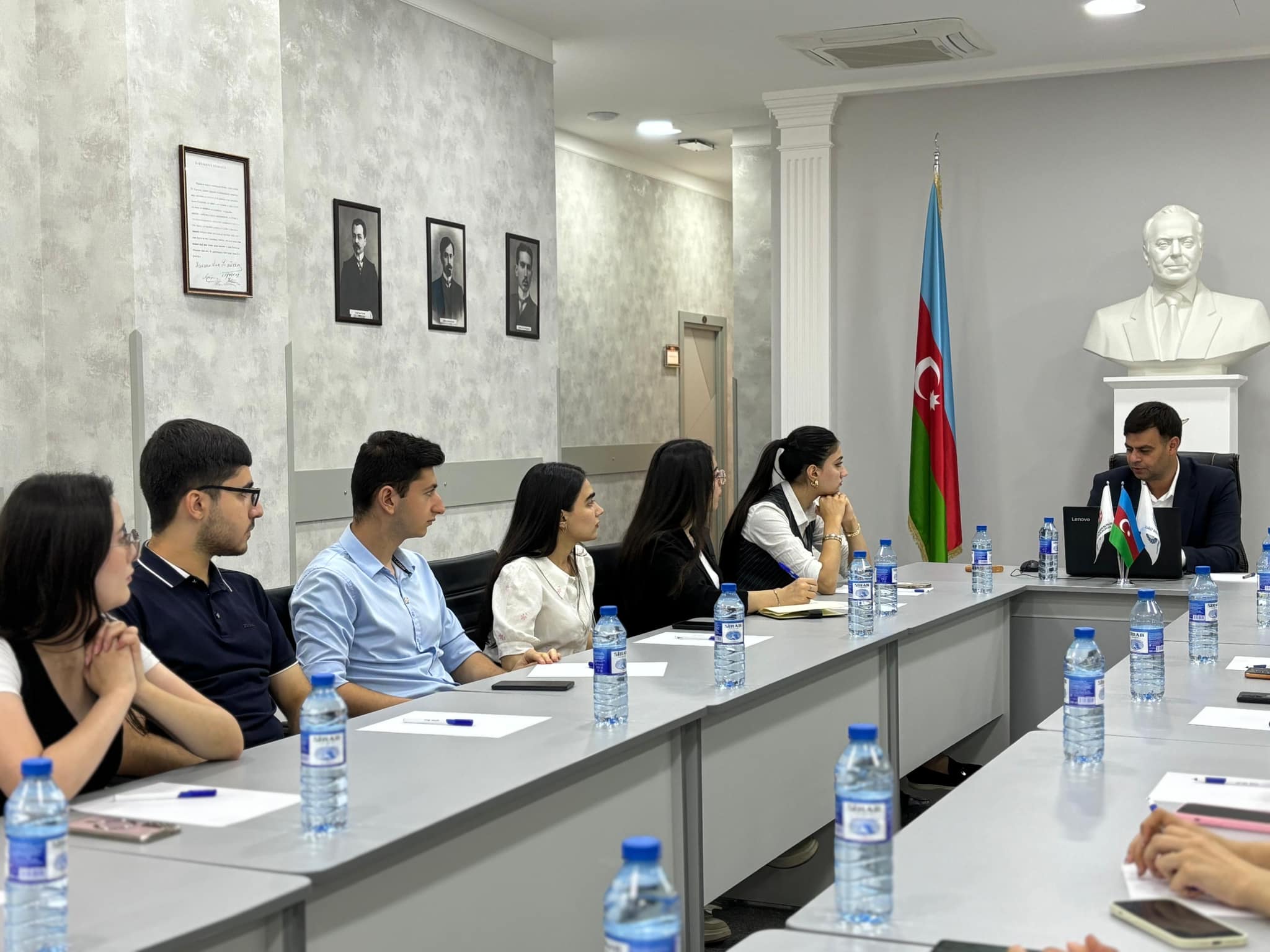 Femida Könüllüləri üçün təlim keçirilib