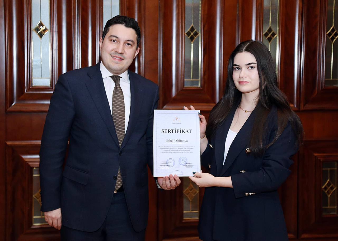 Ali Məhkəmədə könüllülərin sertifikasiyası