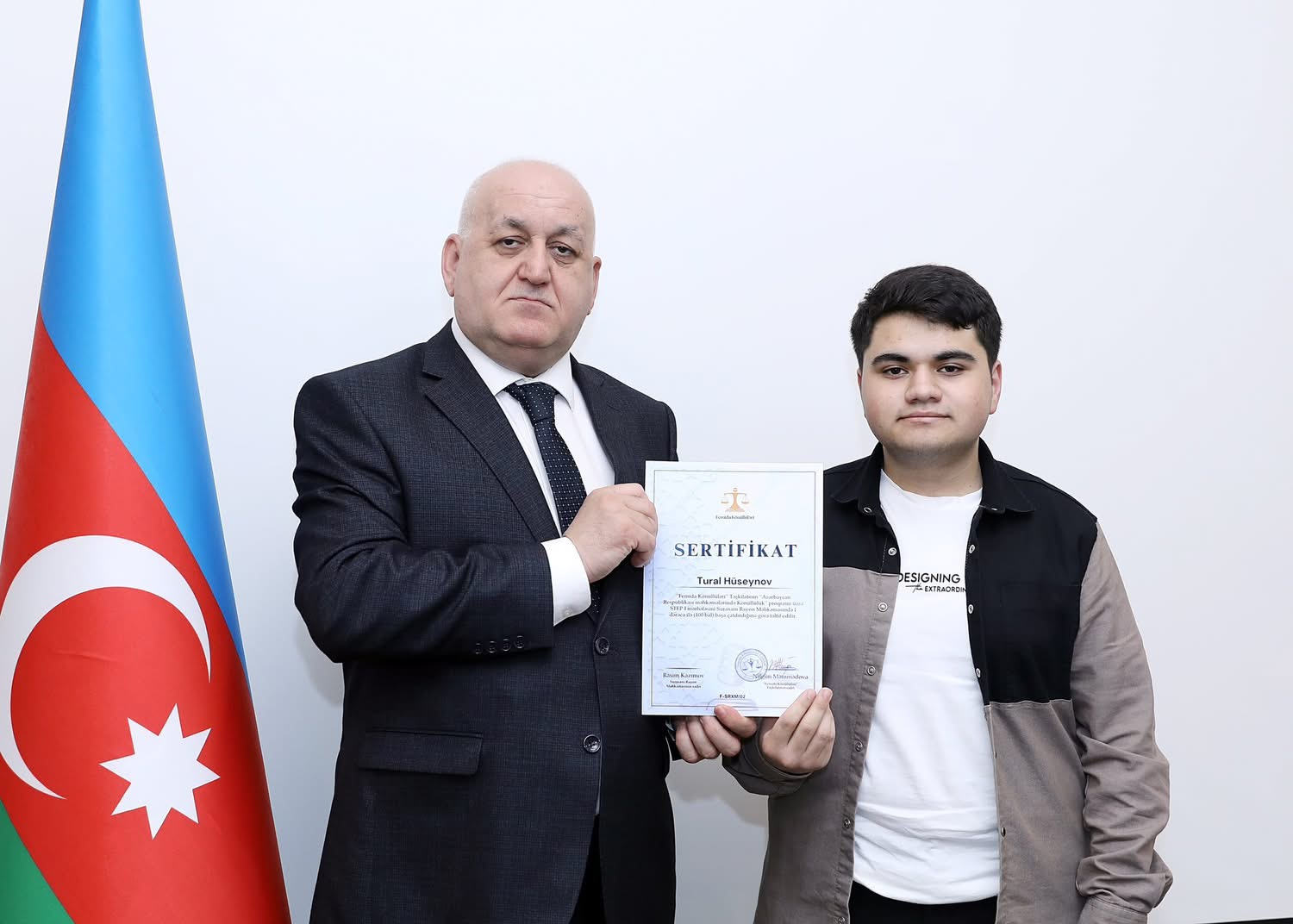 Suraxanı Rayon Məhkəməsində könüllülərin sertifikasiyası
