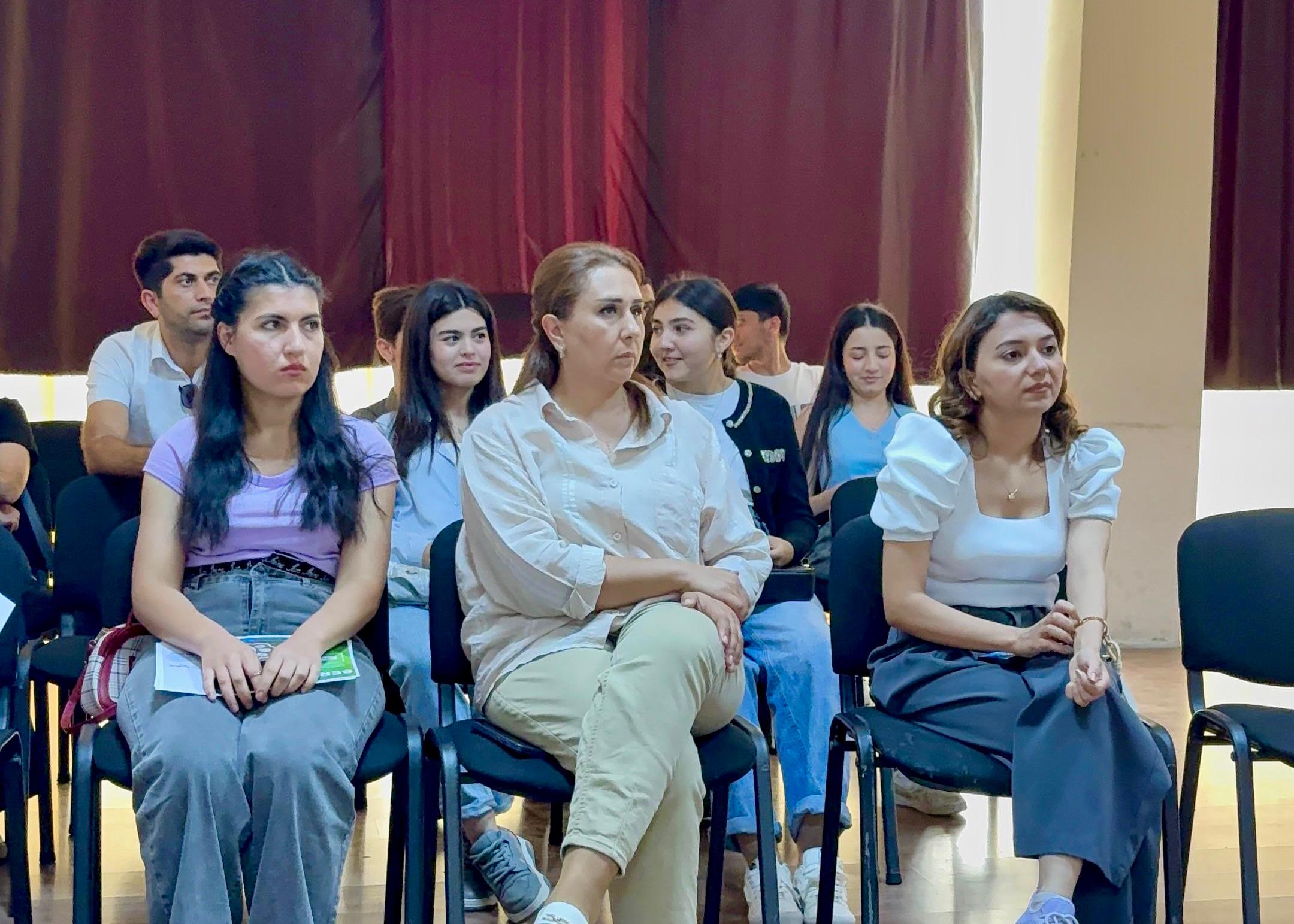 “Hüquqi biliklər həftəsi” çərçivəsində təlim