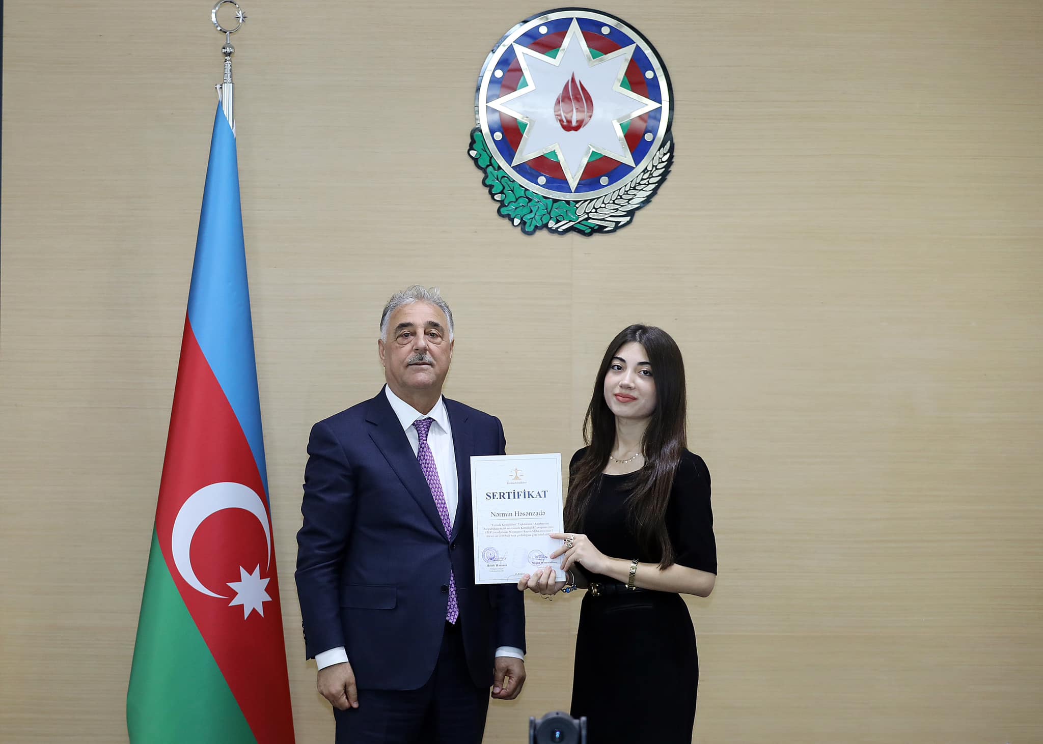 Nəsimi Rayon Məhkəməsində könüllülərin sertifikasiyası
