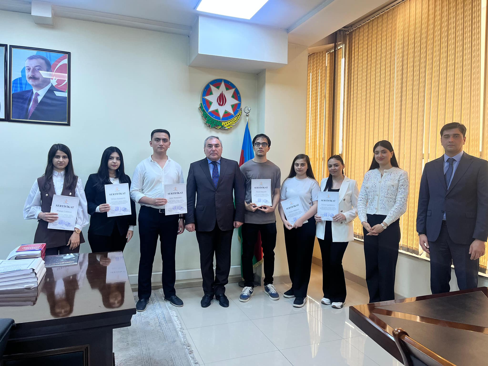 Xətai Rayon Məhkəməsində könüllülərin sertifikasiyası