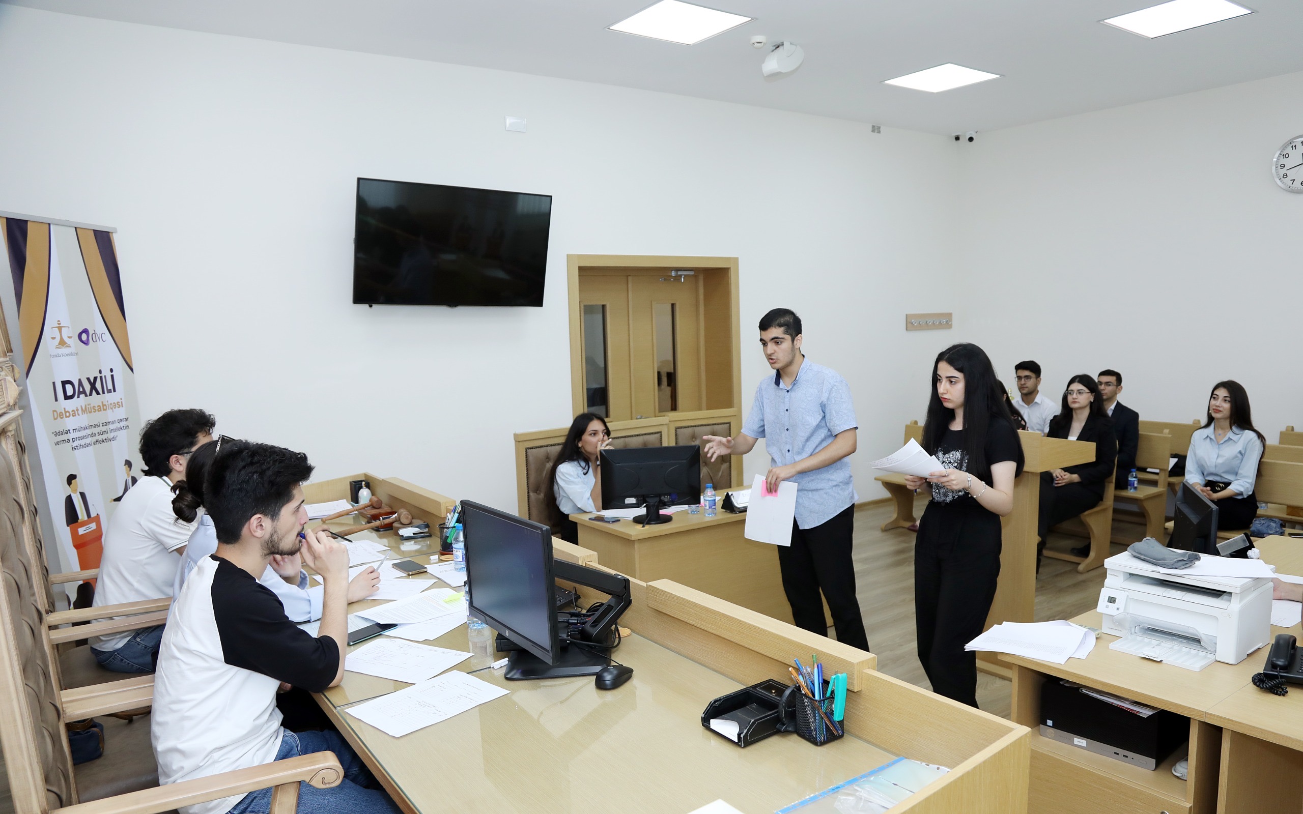 I Daxili Debat Müsabiqəsinin yarımfinal və final mərhələsi keçirilib