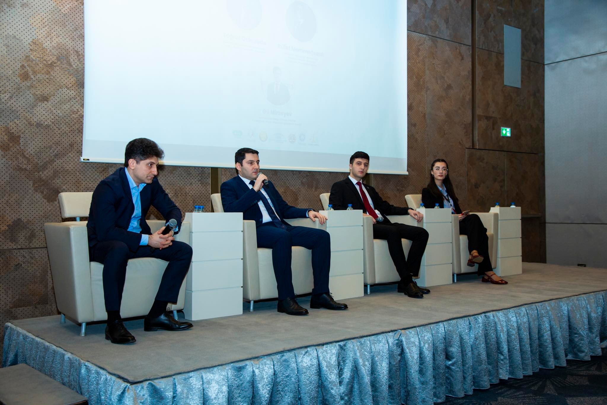 Femida Könüllülərinin Ümumrespublika Forumunda İkinci Panel müzakirəsi
