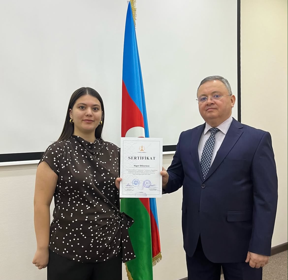 Şəki Rayon Məhkəməsində Femida Könüllülərinin sertifikasiyası